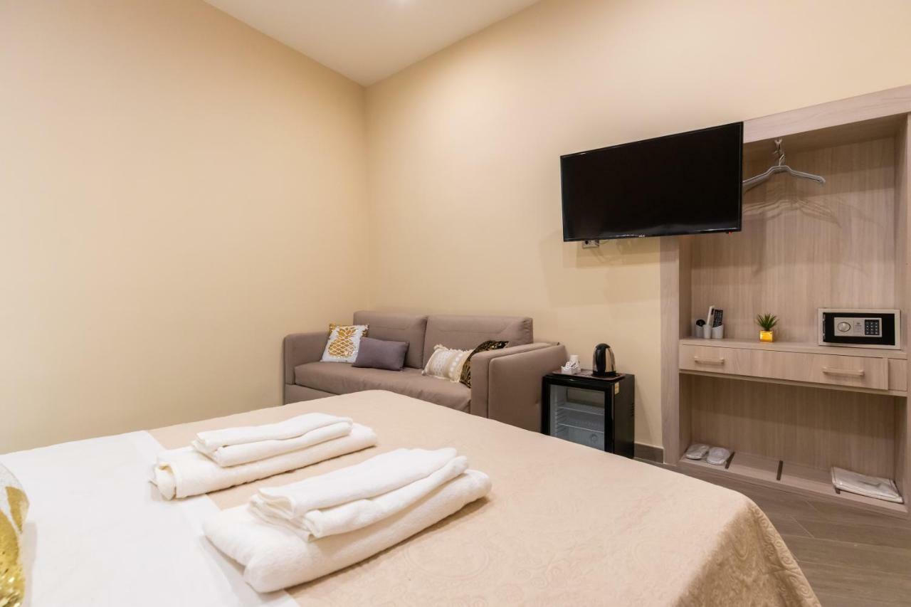 B&B Napoli Holidays Екстериор снимка